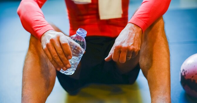 How Dehydration Affects Joint and Muscle Health image